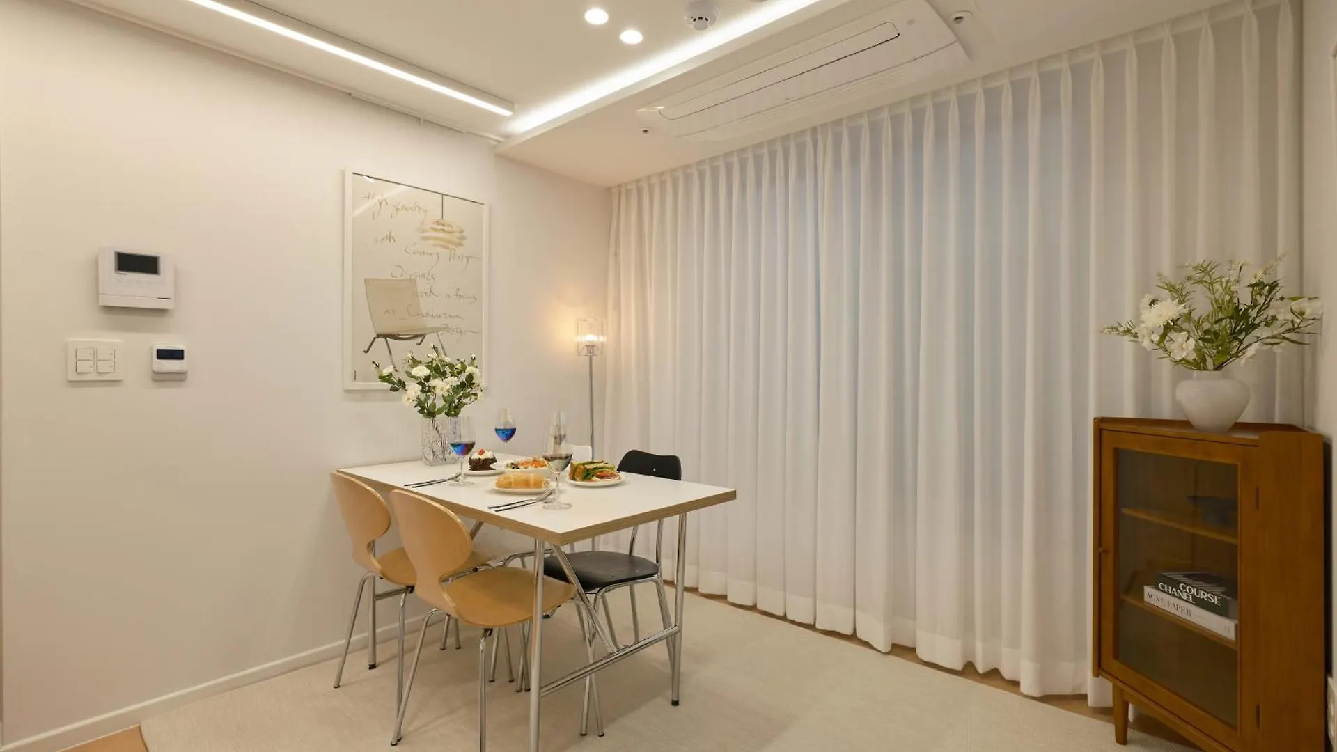 Cheonho 1 Minute Stay #New Construction #Two-Room #Kspo #Lotte Tower #Jamsil #Olympic Park #Asan Hospital Seoul Apartment